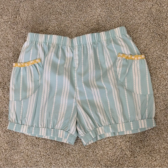 Tabitha Twinkle 5-6 shorts set and bows - Picture 7 of 11